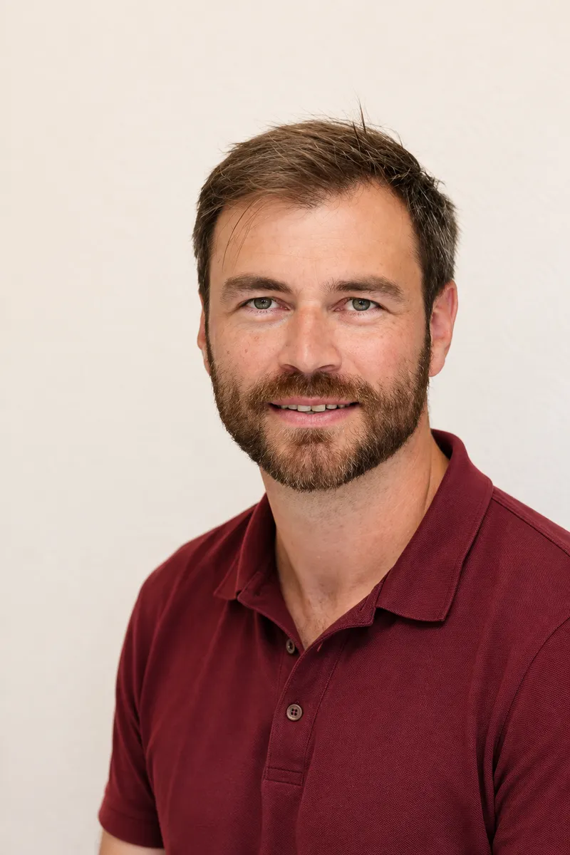 Dr. med. Simon Biesenberger – mehr über den Experten erfahren